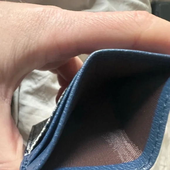 Cardholder - Picture 3 of 3